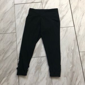 Victoria’s Secret Capri leggings